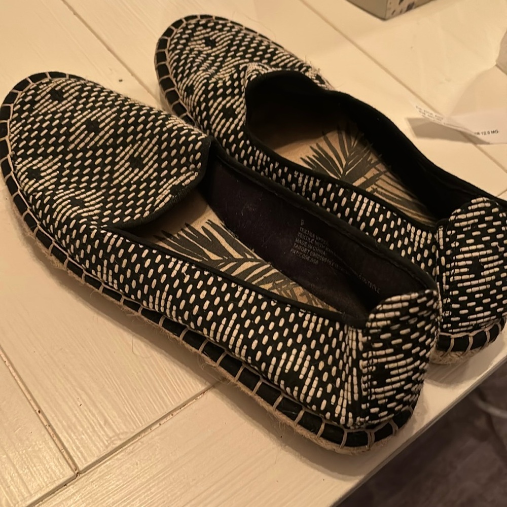DV DOLCE VITA DESIREE AZTEC ESPADRILLE SLIP ONS SIZE 9